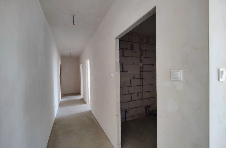 Sprzedam mieszkanie na nowoczesnym osiedlu w Koninie - Na sprzedaż  mieszkanie  : Konin