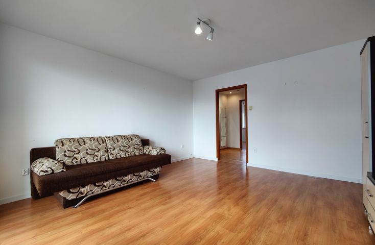 Na sprzedaż 2 pokoje rozkładowe z balkonem - Chorzeń - Na sprzedaż  mieszkanie  : Konin