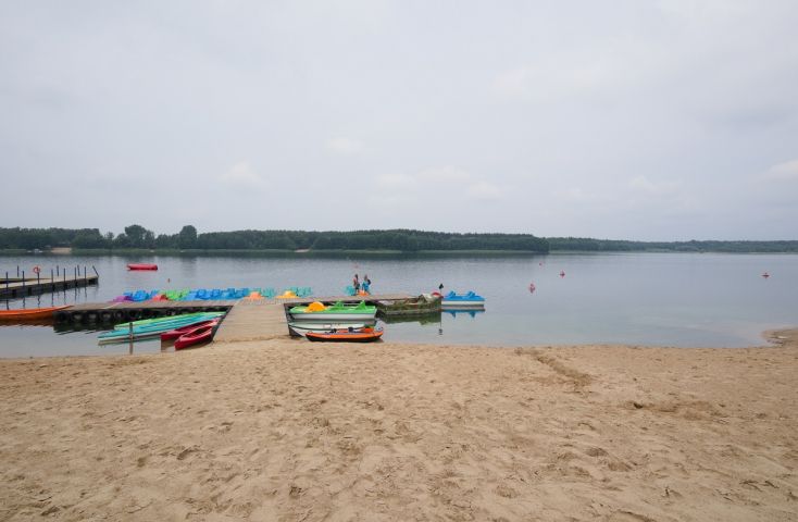 Sprzedam działki w pobliżu plaży nad Jeziorem Budzisławskim - Na sprzedaż  działka rekreacyjna  : Tręby Stare