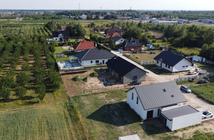Na sprzedaż nowy dom z garażem, do wykończenia - Tuliszków - Na sprzedaż  dom  : Zadworna