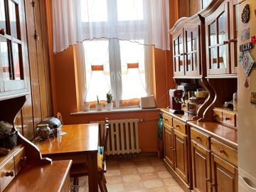 Na sprzedaż łącznie 2 mieszkania w odrestaurowanej kamienicy na Starówce - Na sprzedaż  mieszkanie  : Konin