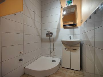 Na sprzedaż 2 pokoje z balkonem, parter - Skulsk - Na sprzedaż  dom  , mieszkanie : Skulsk