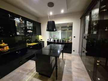 Nowoczesna rezydencja z własnym lasem -Lisiec Mały - Na sprzedaż  dom  : Lisiec Mały