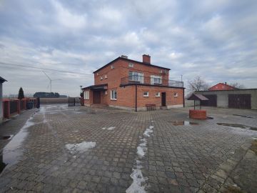 Na sprzedaż gospodarstwo rolne z domem i zabudowaniami gosp. - Na sprzedaż  dom  , działka rolna : Czyżew