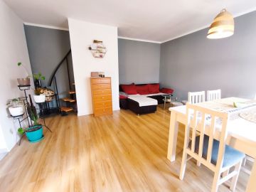 Dwupoziomowe mieszkanie z ogródkiem, Konin-Maliniec - Na sprzedaż  mieszkanie  , dom : Konin