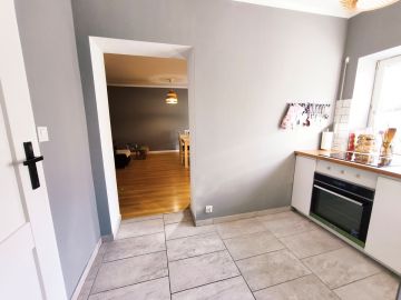 Dwupoziomowe mieszkanie z ogródkiem, Konin-Maliniec - Na sprzedaż  mieszkanie  , dom : Konin