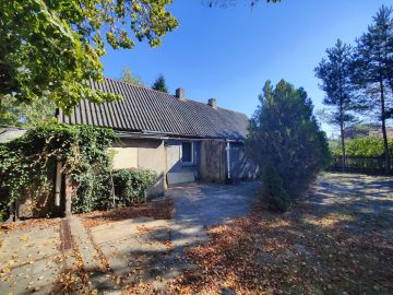 Sprzedam siedlisko pow. 1,7872 ha z domem i budynkami - Na sprzedaż  dom  , działka rolna : Mielnica Duża