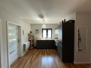 Mieszkanie o wysokim standardzie z miejscem parkingowym - wolne od 01.11.2022 - Na wynajem  mieszkanie  : Konin