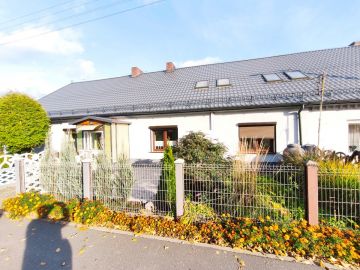 Dwupoziomowe mieszkanie z ogródkiem, Konin-Maliniec - Na sprzedaż  mieszkanie  , dom : Konin