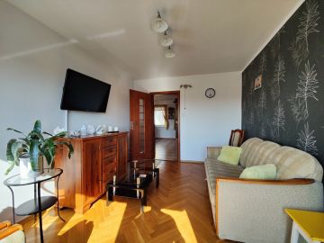 Mieszkanie w bdb stanie technicznym i tradycyjnym wnętrzu - Na sprzedaż  mieszkanie  : Konin