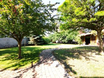 Funkcjonalny, przestronny dom z ładnym ogrodem i dużym garażem - Na sprzedaż  dom  : Osiek Wielki