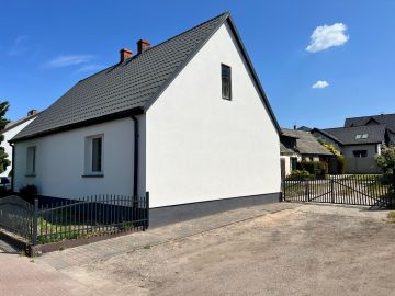 Dom po generalnym remoncie w centrum Lichenia, gm. Ślesin - Na sprzedaż  dom  : Licheń Stary