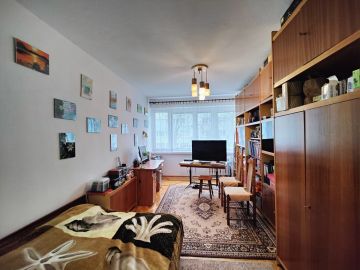 Sprzedam 2 pokoje, 1 piętro - ul. Wyszyńskiego, V osiedle - Na sprzedaż  mieszkanie  : Konin