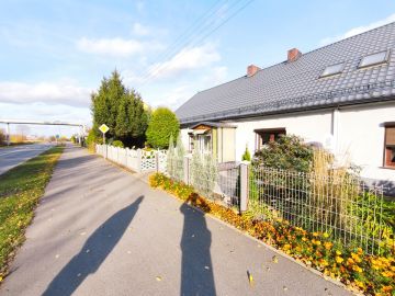 Dwupoziomowe mieszkanie z ogródkiem, Konin-Maliniec - Na sprzedaż  mieszkanie  , dom : Konin