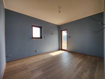 Sprzedam lub zamienię na mieszkanie nowy dom z garażem i pompą ciepła - Na sprzedaż  dom  , mieszkanie : Rożek Krzymowski
