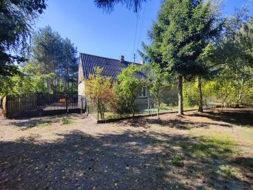 Sprzedam siedlisko pow. 1,7872 ha z domem i budynkami - Na sprzedaż  dom  , działka rolna : Mielnica Duża